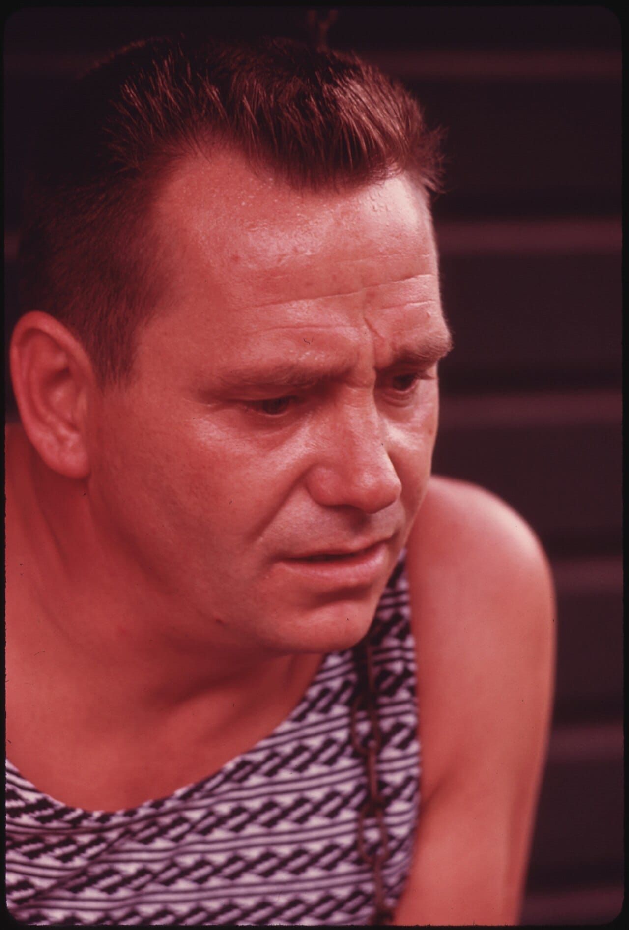 CLOSEUP OF JERRY RAINEY, 34, MINER AT THE BROOKSIDE MINE COMPANY WHO WAS OUT ON STRIKE IN THE SUMMER OF 1974 - NARA - 556540