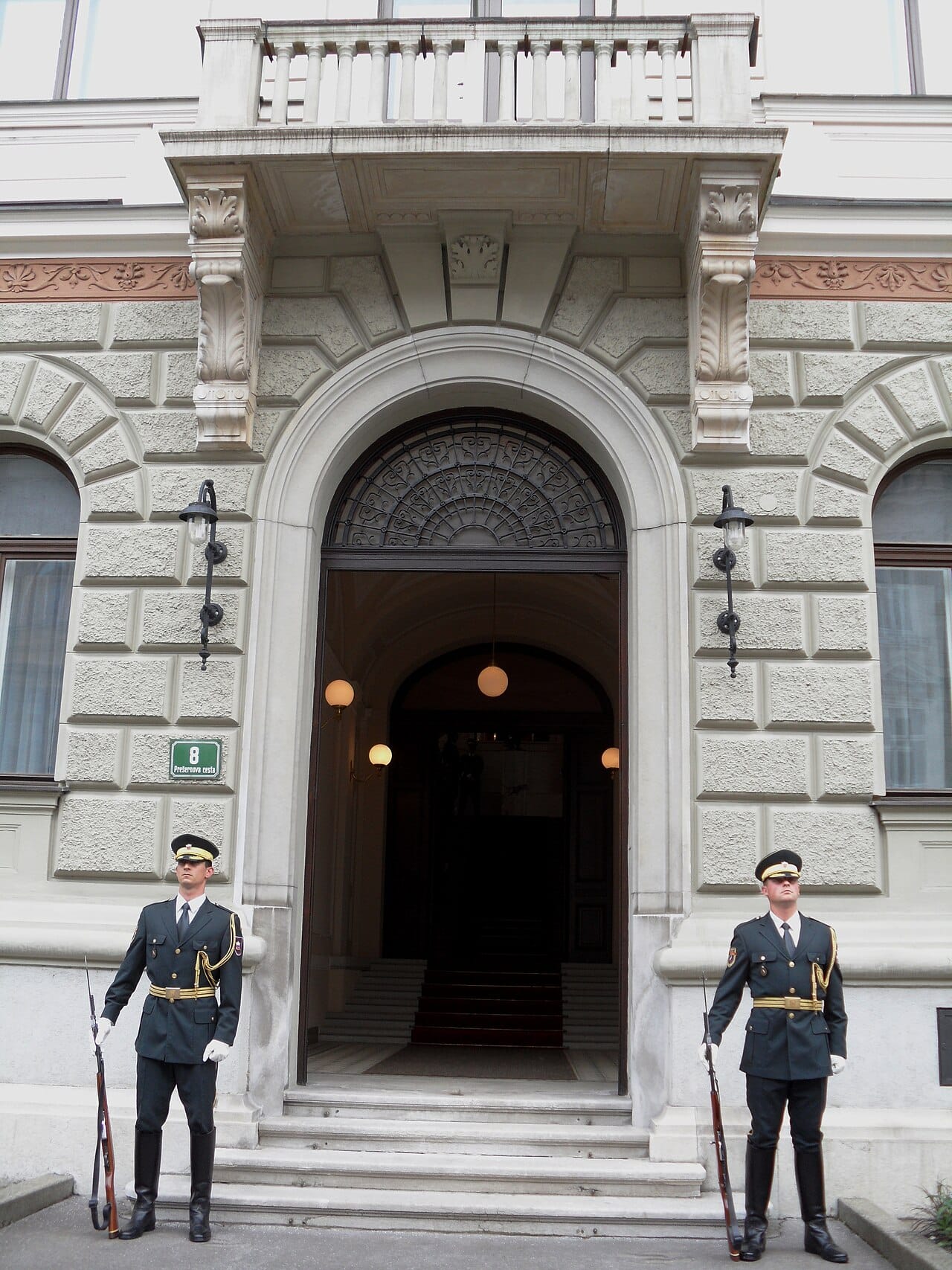 Ceremonial guards at Government and Presidential Palace in Ljubljana 2